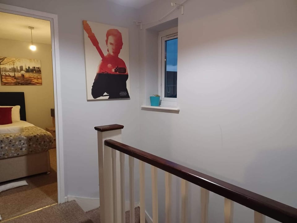 Bed, Bedroom, towels, towels