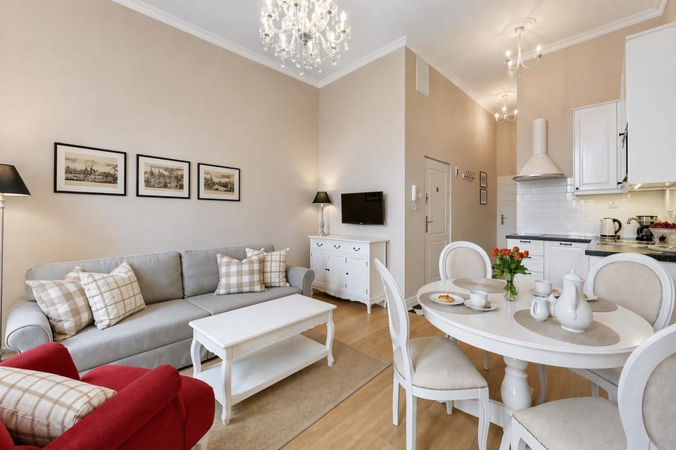 TV and multimedia, Kitchen or kitchenette, Living room, Dining area
