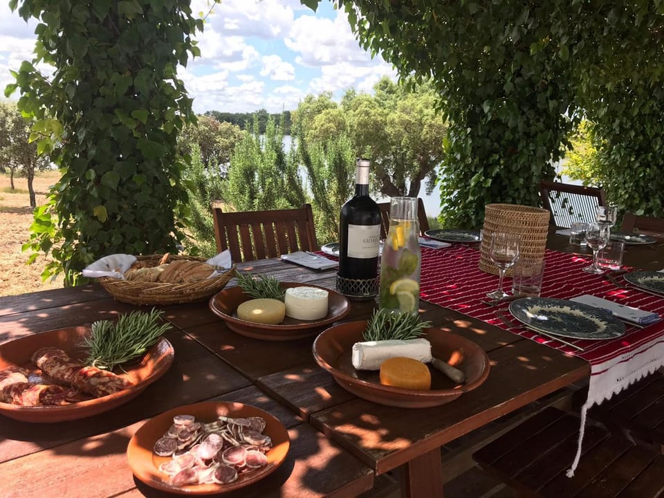 Fontes - A essência do Alentejo com lago privado Villa in Évora District, Portugal