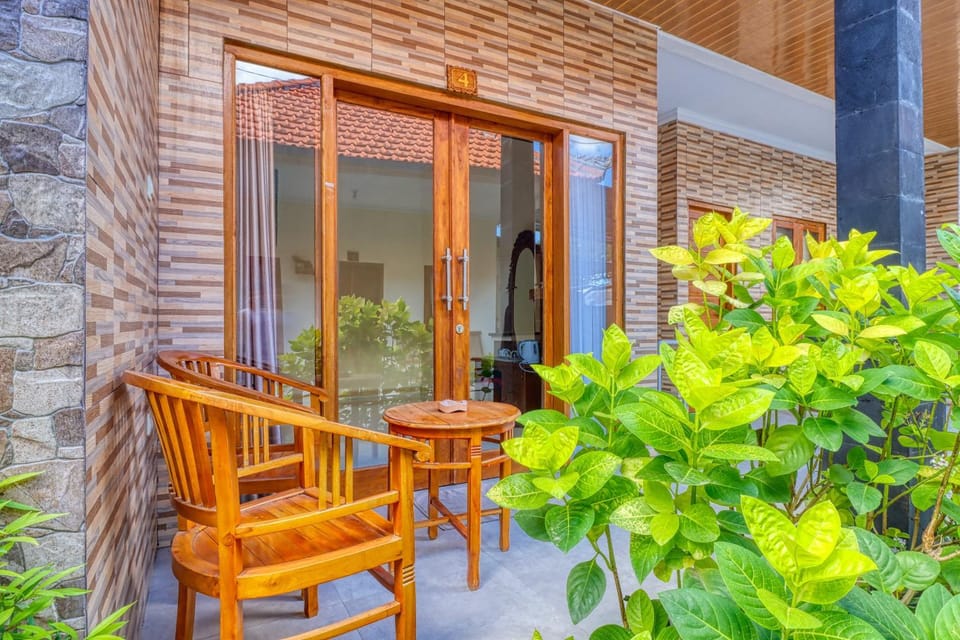 Patio, Seating area
