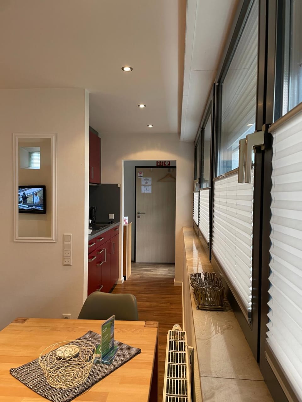 TV and multimedia, Kitchen or kitchenette, Living room, Seating area, Dining area, minibar