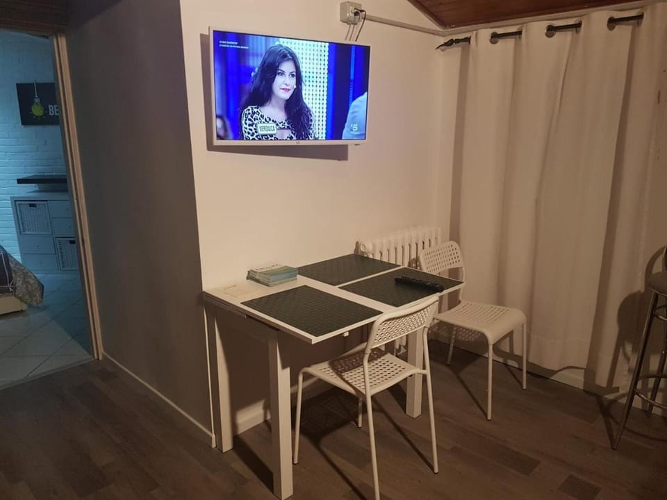 Sweet Apartment Suite Castelmerlo Apartment in Bologna