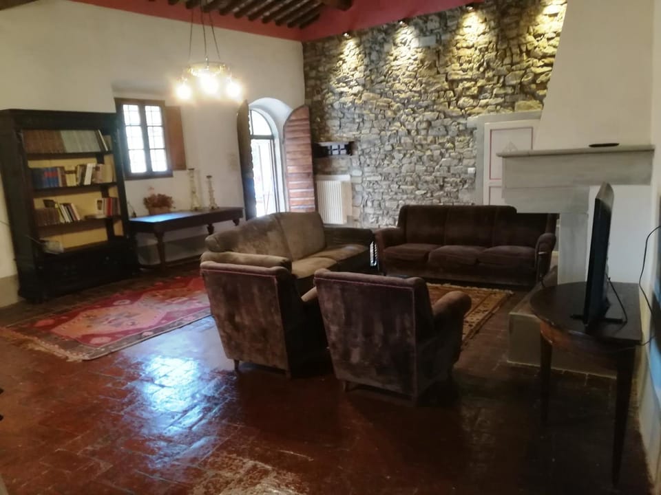 Villa Migliorati House in Tuscany