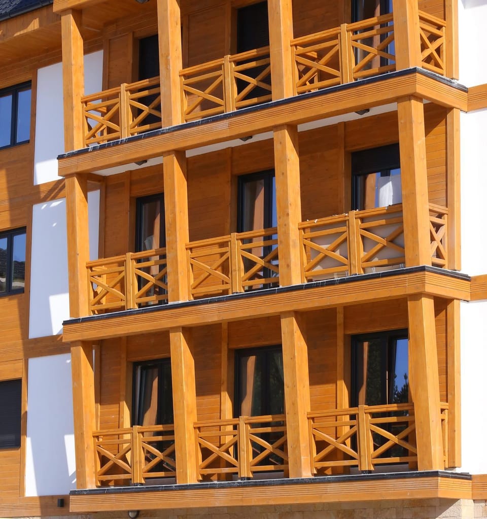 Property building, Balcony/Terrace