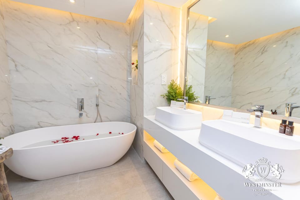 Westminster Burj Residences Apartment in Dubai