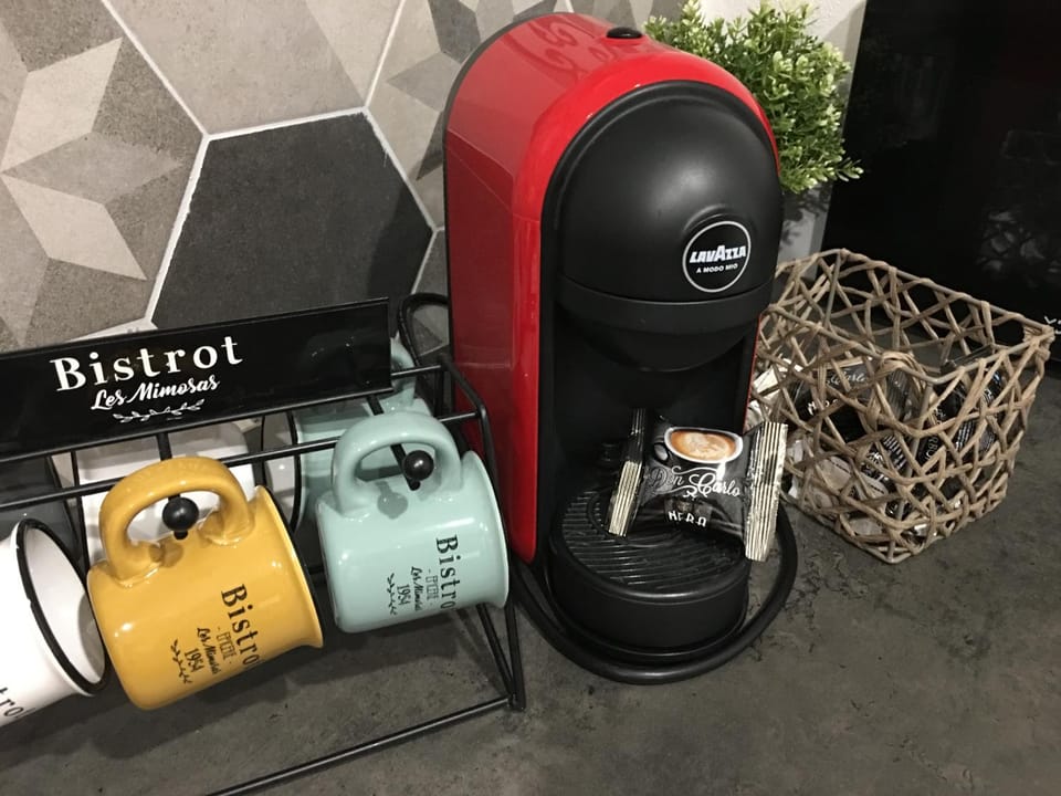 Coffee/tea facilities