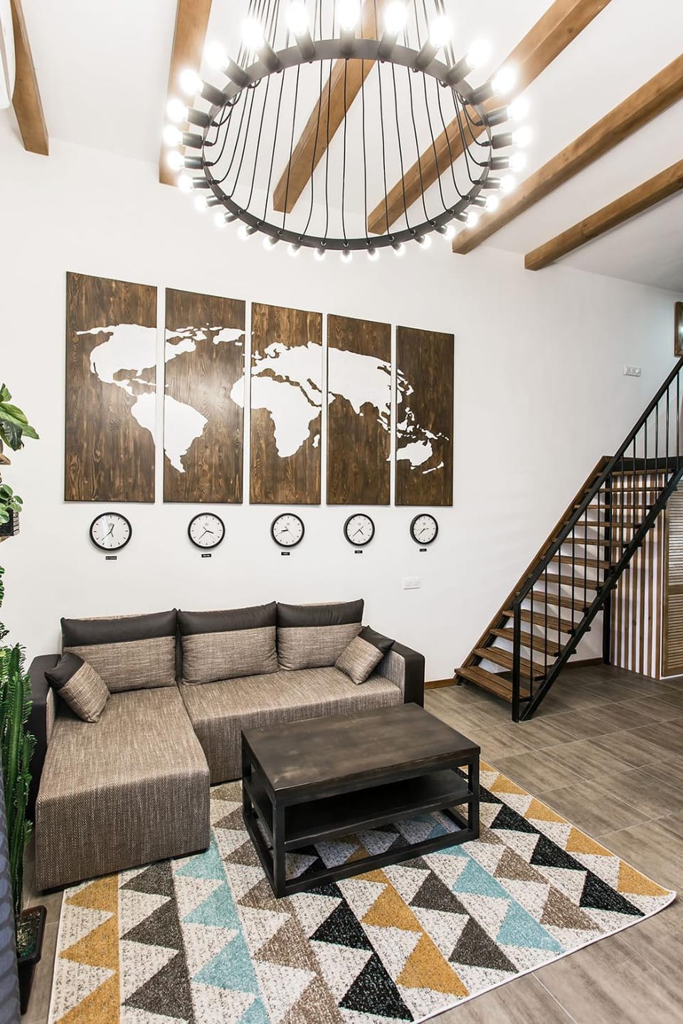 Три дворівневі квартири для 12 гостей Apartment in Odessa