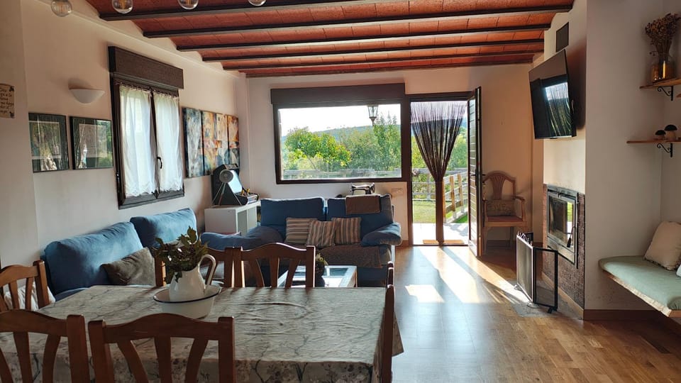 Casa de campo sierra de la demanda House in Castile and León