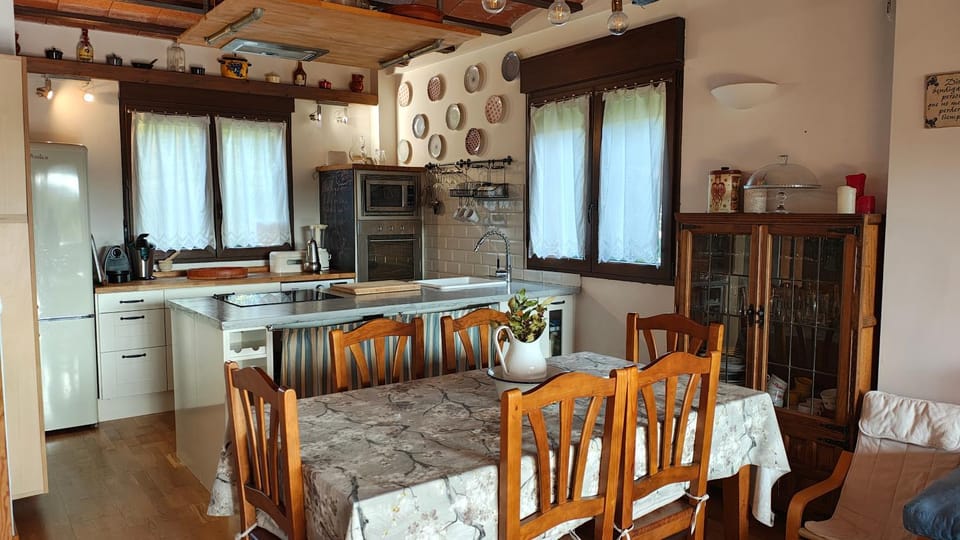 Casa de campo sierra de la demanda House in Castile and León