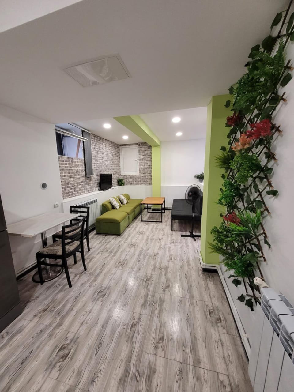 Дом 33 возле клиники Астхик House in Yerevan