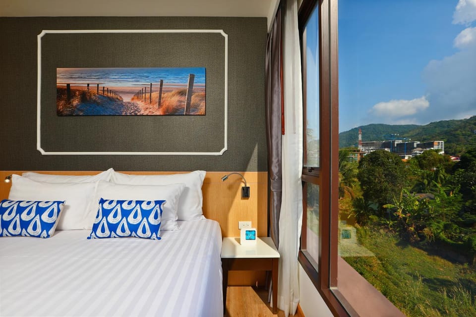Bed, Bedroom, Inner courtyard view