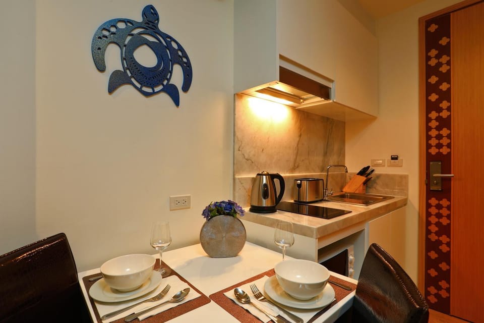 Coffee/tea facilities, Living room, Dining area