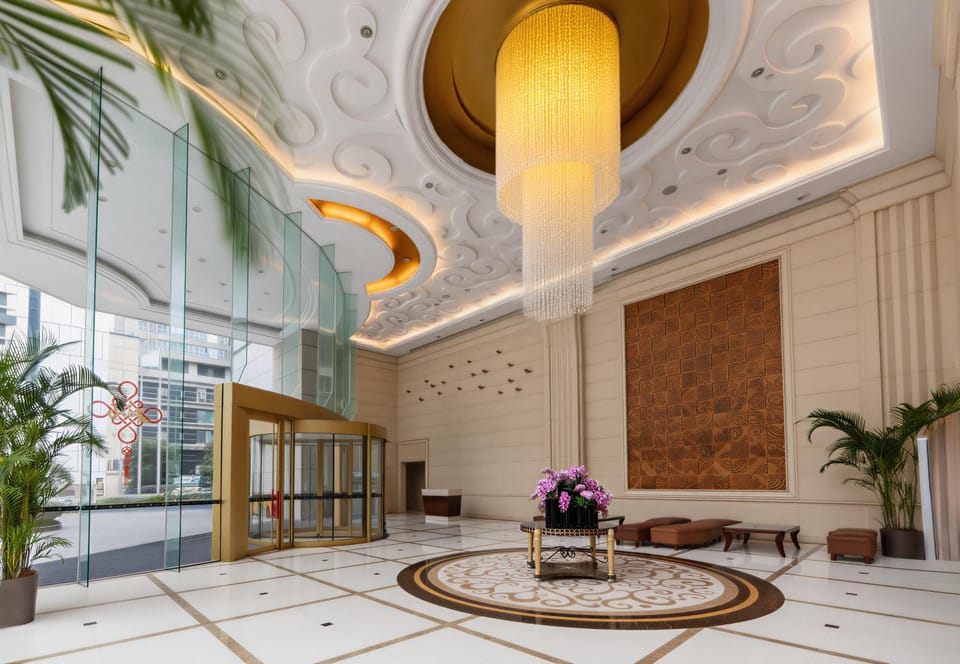 Lobby or reception, Lobby or reception