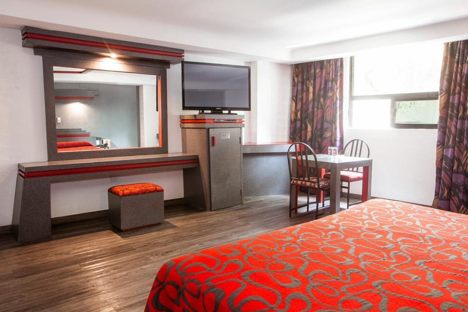 Hotel La Rosa - Sólo Adultos Hotel in Mexico City