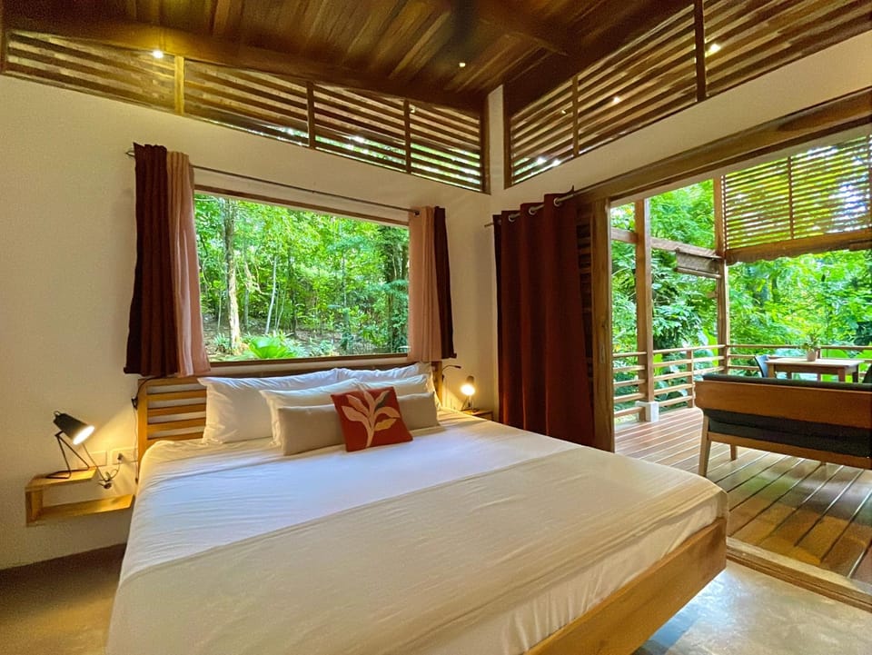 Bed, Photo of the whole room, Bedroom, Garden view