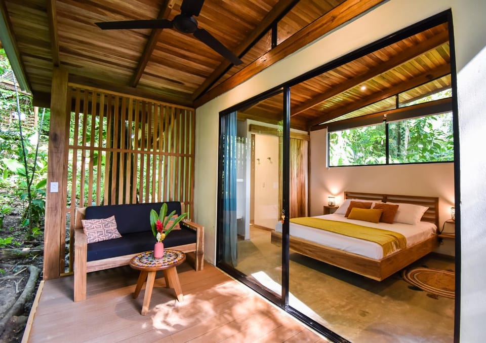 Bed, Balcony/Terrace, Living room, Photo of the whole room, Seating area, Bedroom, air conditioner