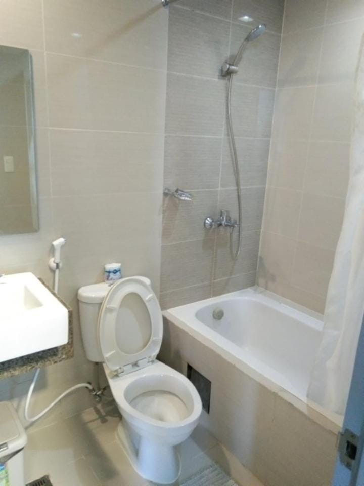 Mactan Newtown with Garden and Ocean View Apartment in Lapu-Lapu City