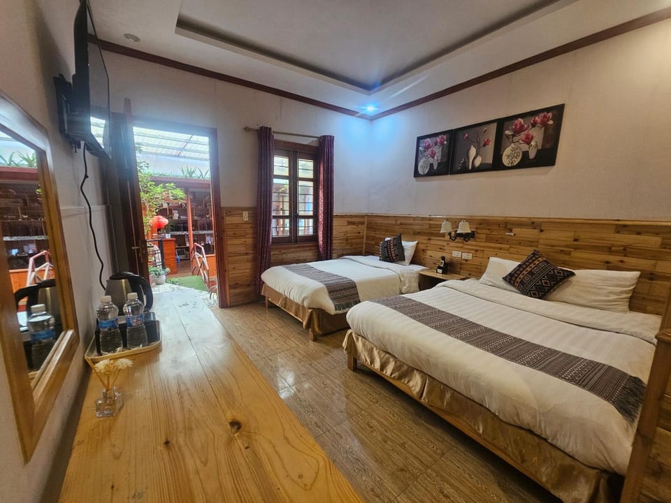 Bed, TV and multimedia, Bedroom
