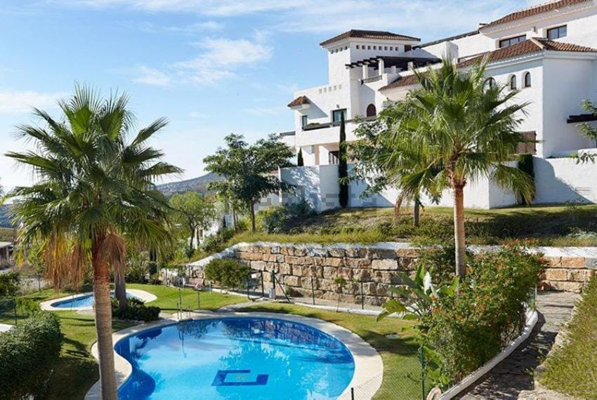 Luxury apartment set in Doña Julia Golf Course Apartment in Costa del Sol