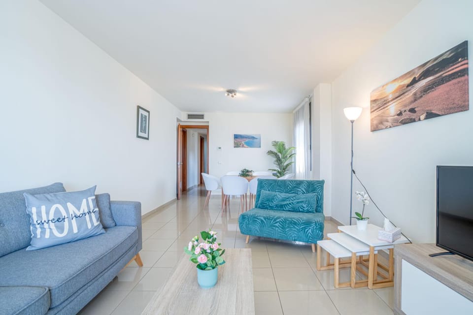MILLENIUM 1 2-1 Apartment in Roses