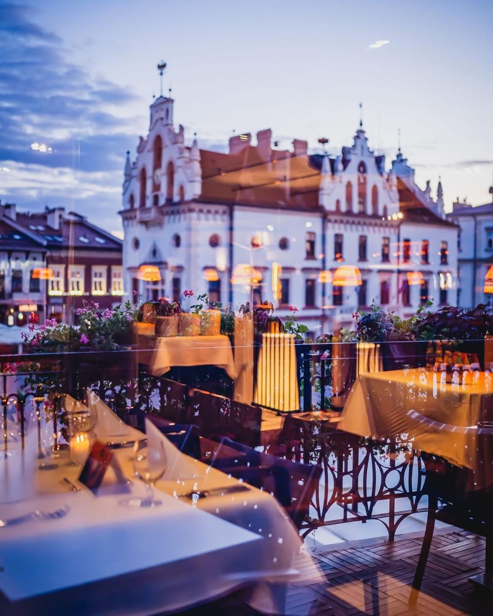 Restaurant/places to eat