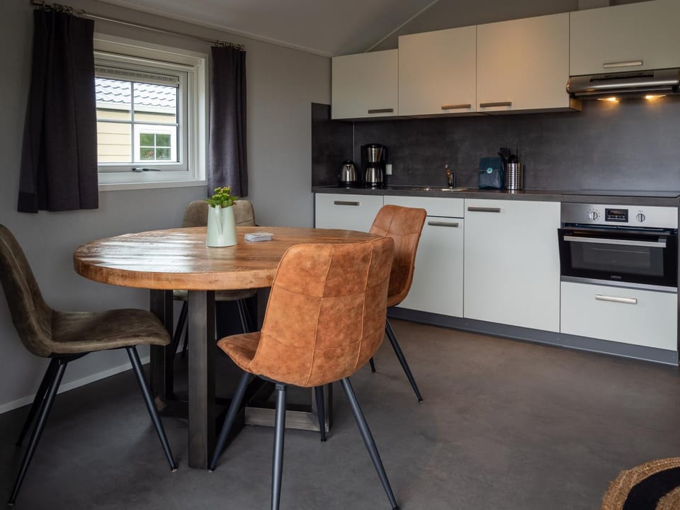 Kitchen or kitchenette, Other, Seating area