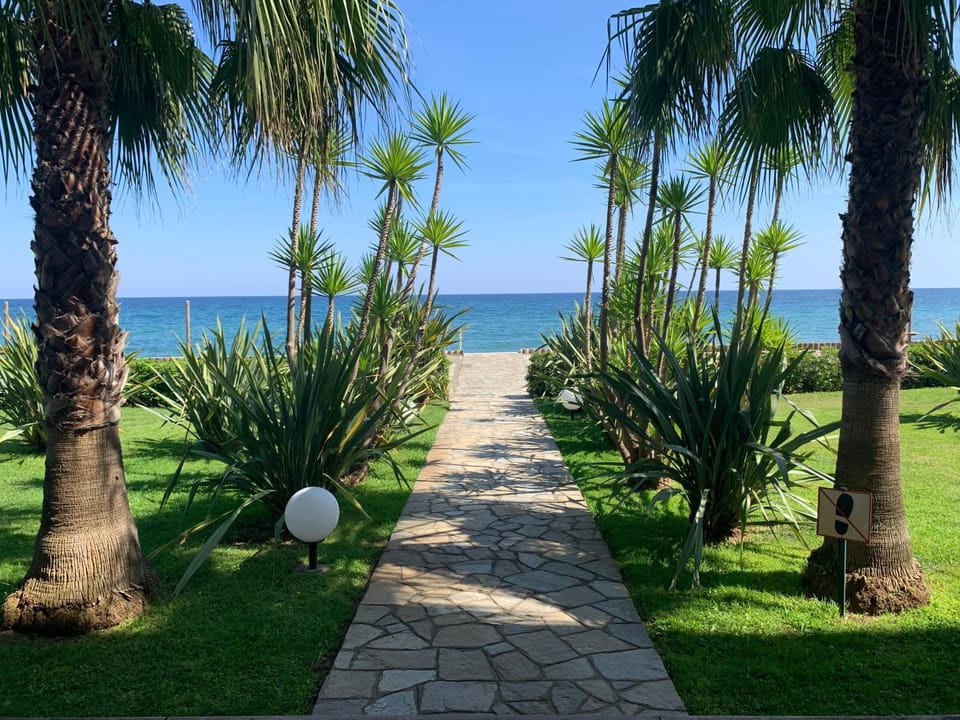 Les pieds dans l'eau en Corse ! Apartment in Corsica