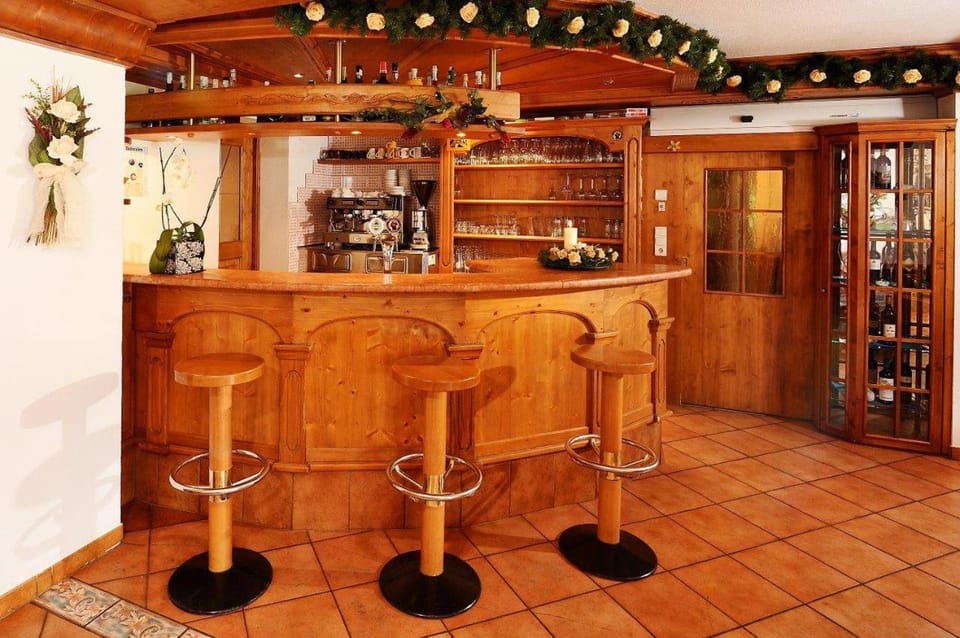 Lounge or bar