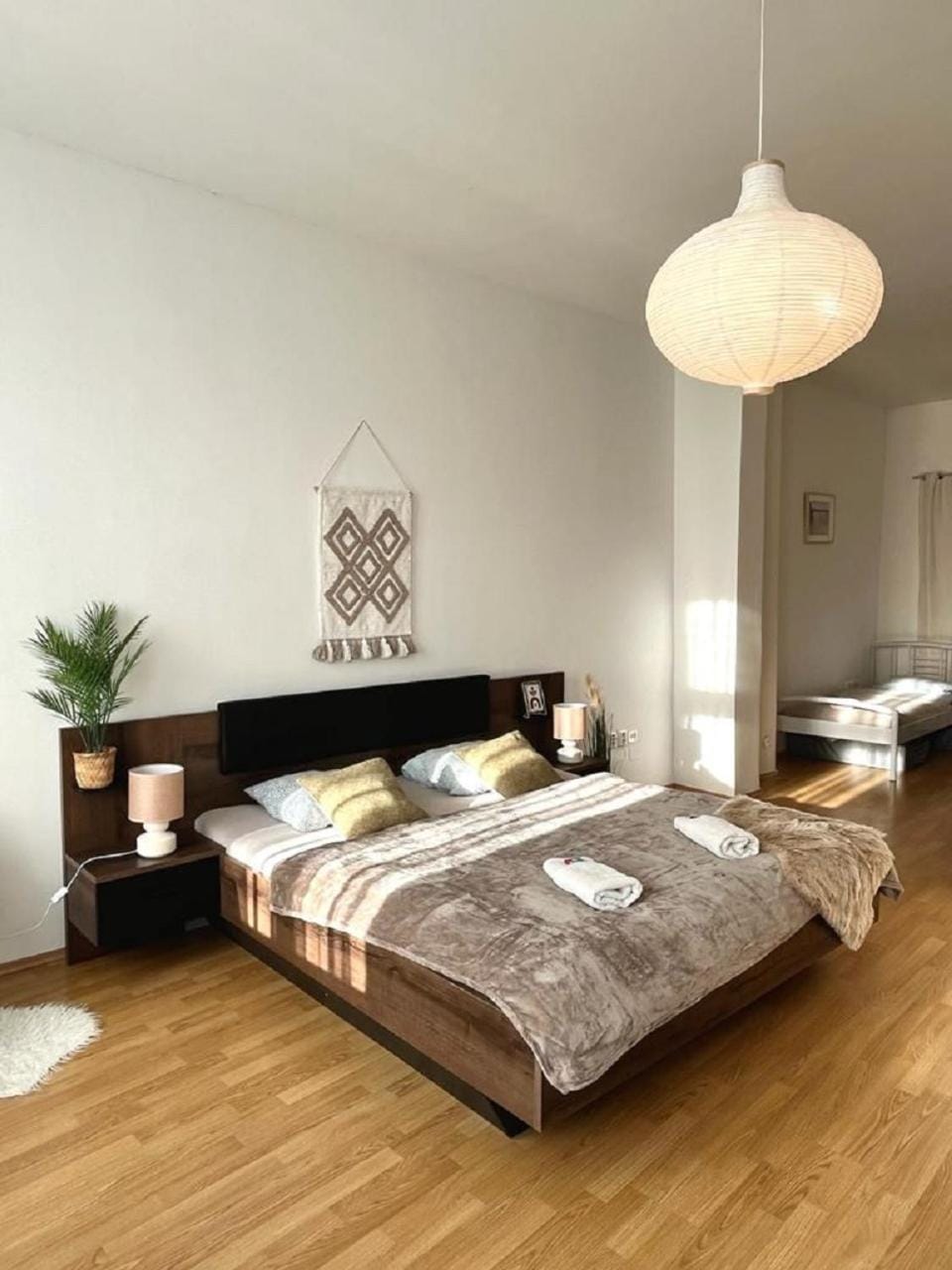 Bed, Bedroom