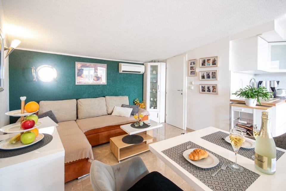 Holiday home Nevera House in Makarska