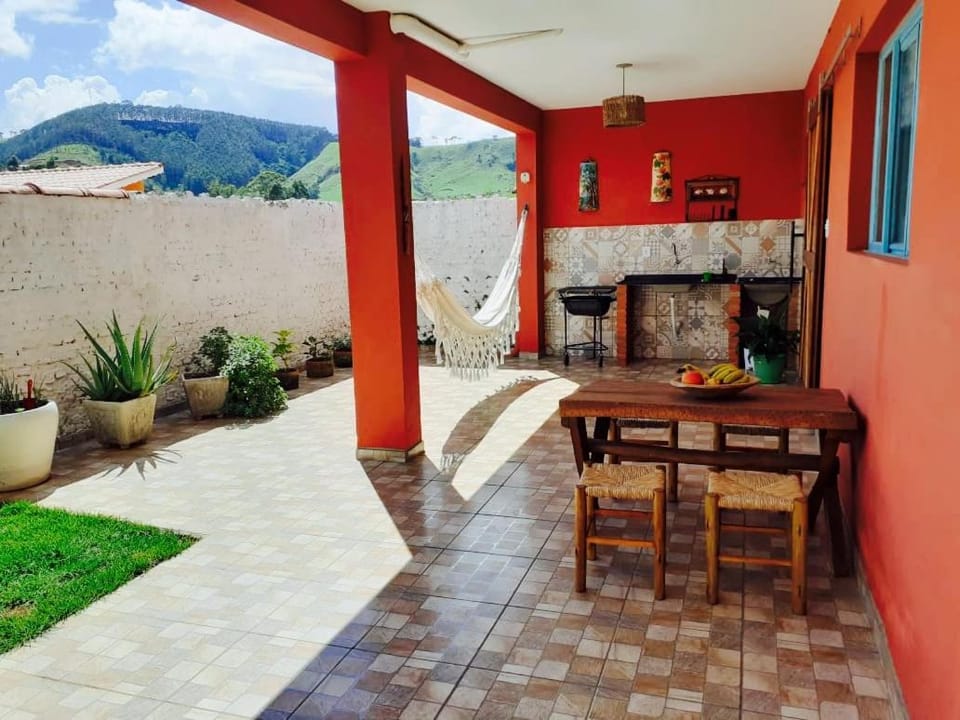 Patio, BBQ facilities