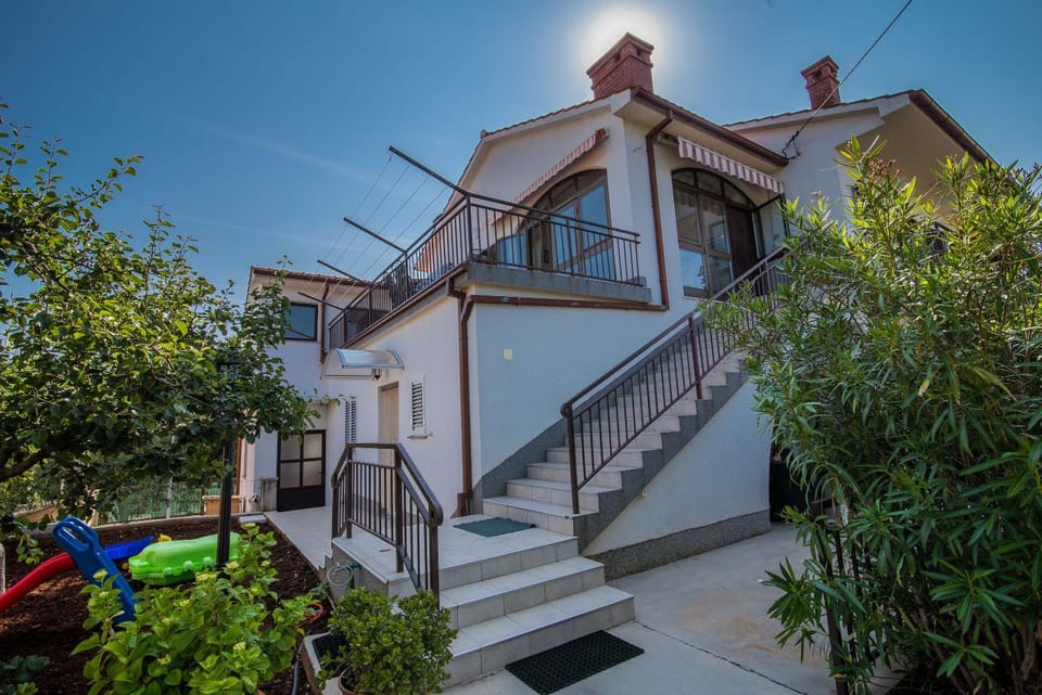 Property building, Balcony/Terrace