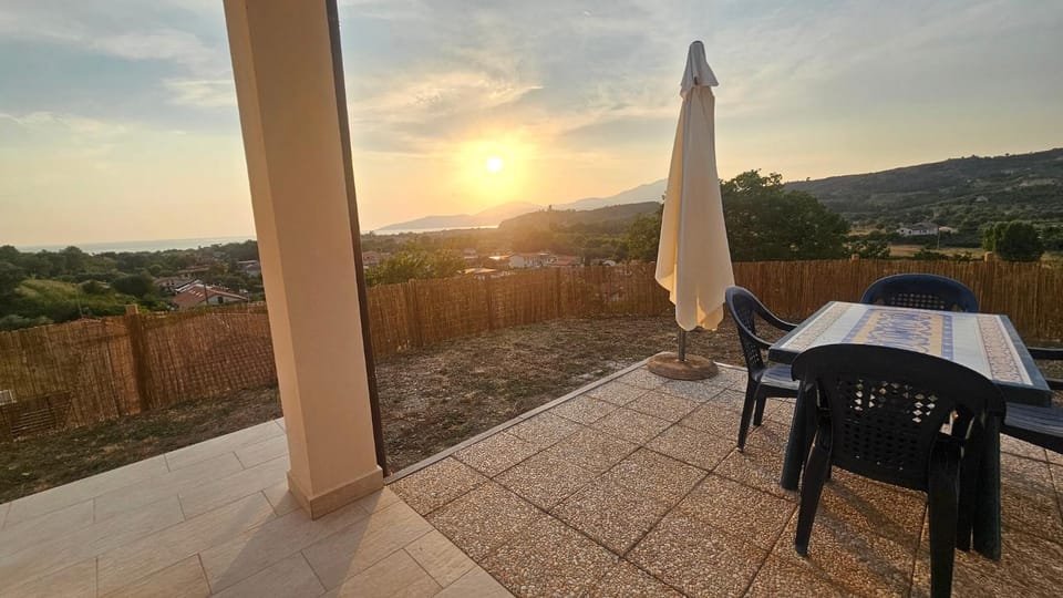 Castle View Villa Apartment in Campania