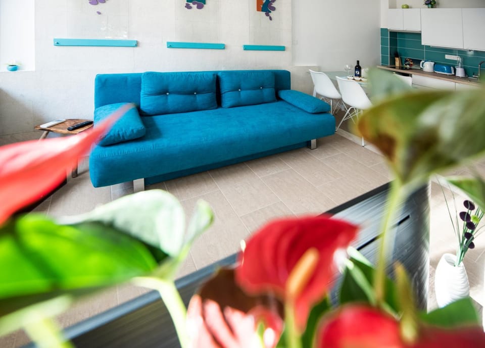 IBIS Your Cosy Oasis With Private Parking and Patio Apartment in Split