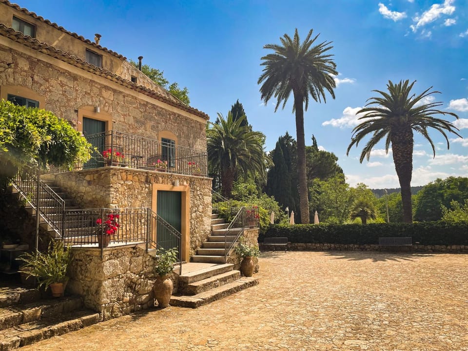 Property building, Garden view, Inner courtyard view