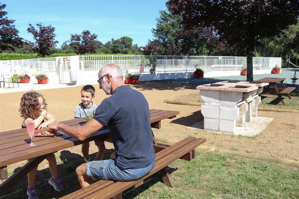 Village Vacances de Chantonnay Campground/ 
RV Resort in Pays de la Loire