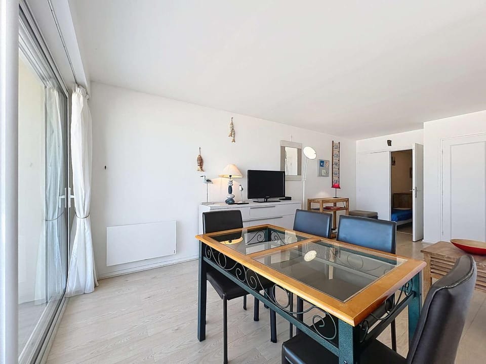 Studio 50m² à Quiberon - 4 pers, Vue Mer, Animaux, Parking, WIFI - FR-1-478-107 Apartment in Quiberon