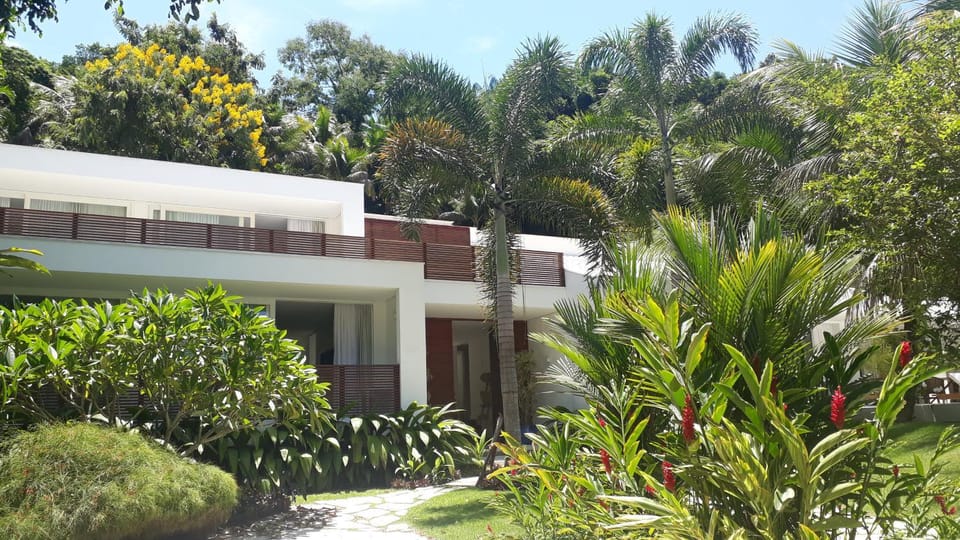 Facade/entrance, Garden