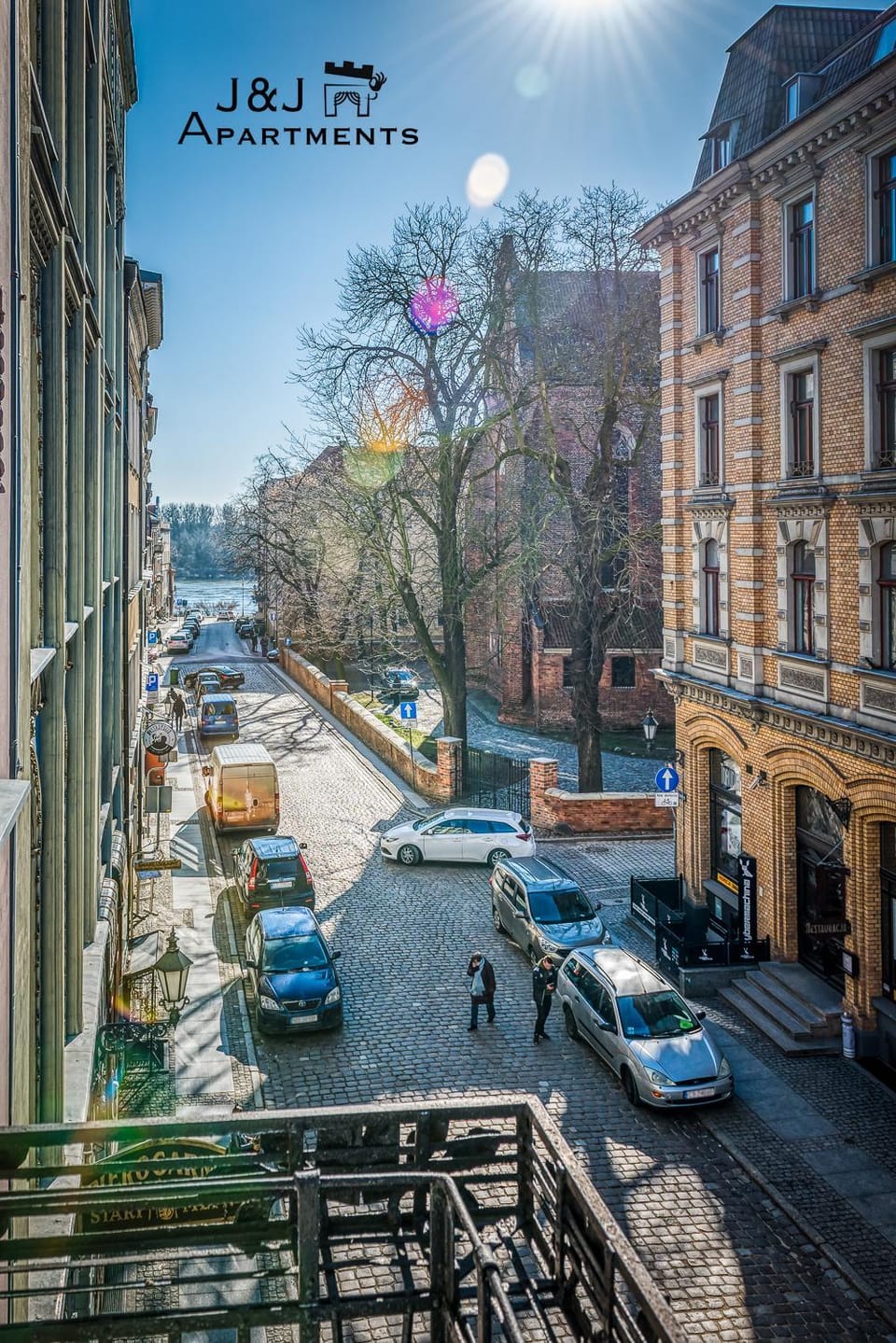 Property building, Street view