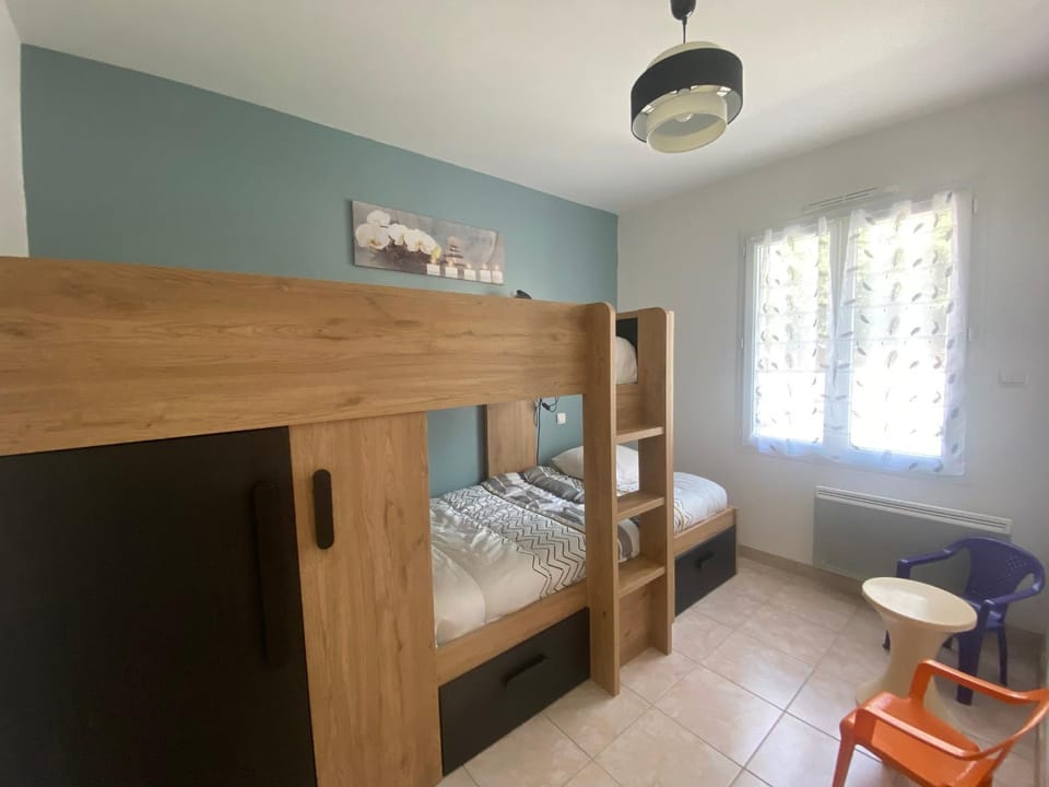 Maison élégante proche plage, forêt, avec terrasse, 3 chambres, WiFi et parkings - FR-1-22-280 House in La Tranche-sur-Mer