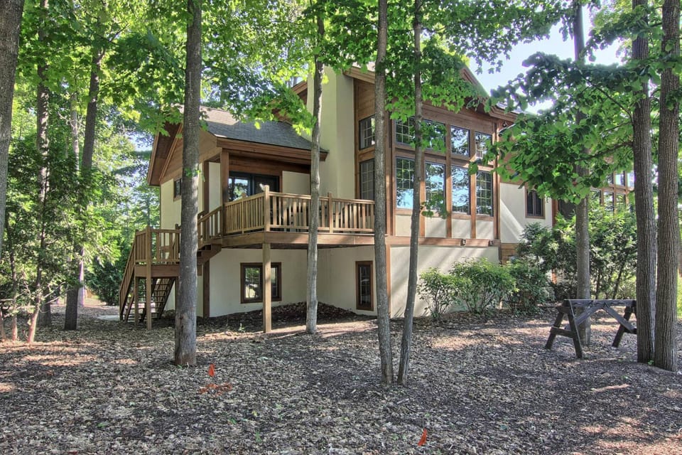604 Disciples Village Condo House in Michigan