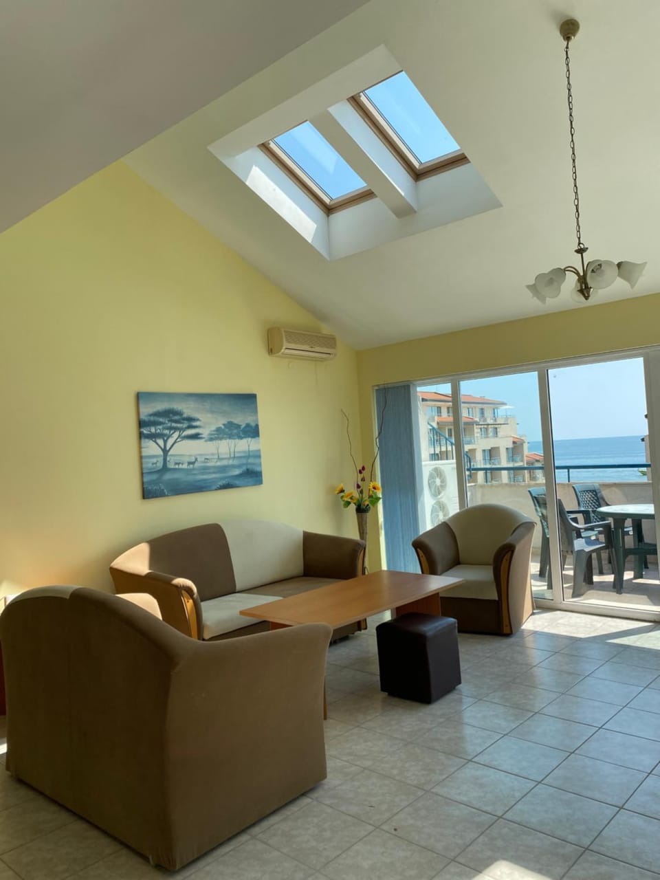 Balcony/Terrace, Living room