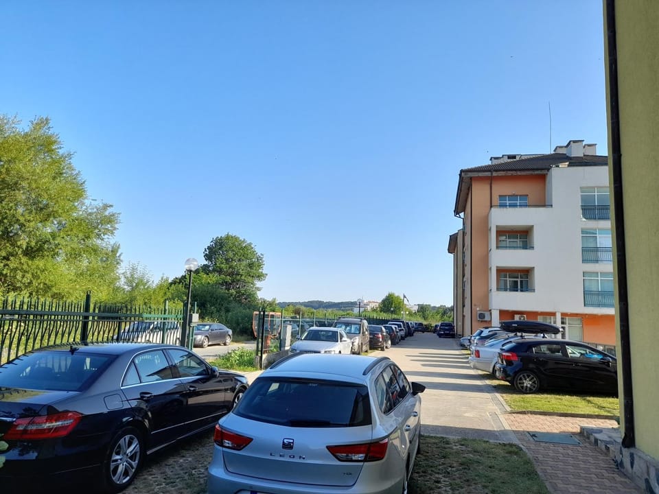 Property building, Parking