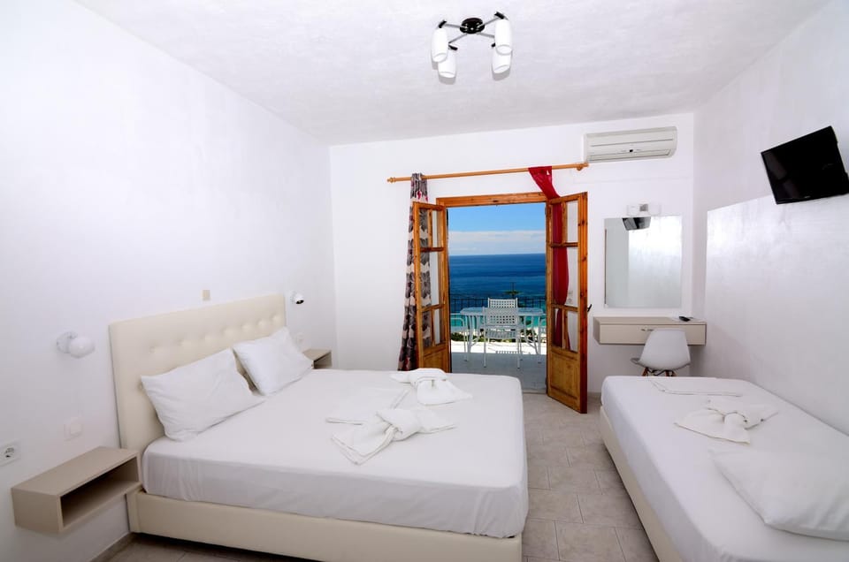 Bedroom, Sea view