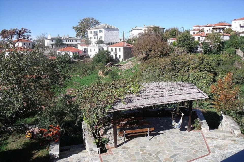 Balcony/Terrace, Area and facilities