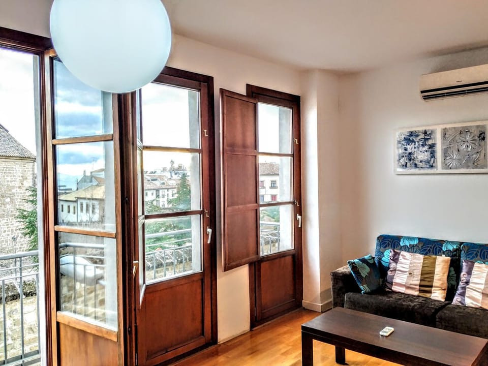 Apartamentos Sol Hospital Santiago Apartment in Úbeda