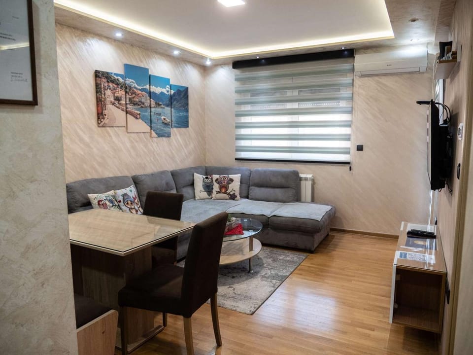 Apartman DND Zlatibor sa garažom Apartment in Zlatibor