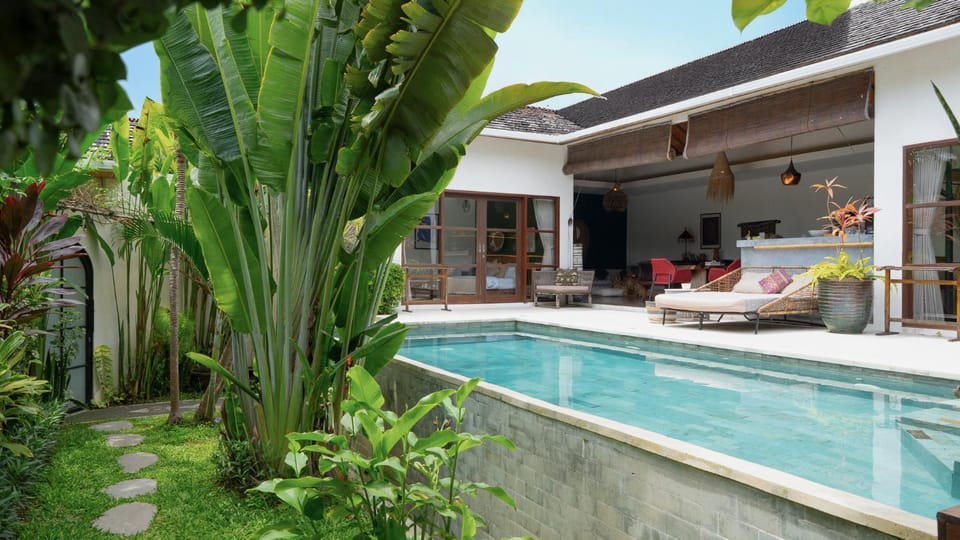 Pool view, Swimming pool
