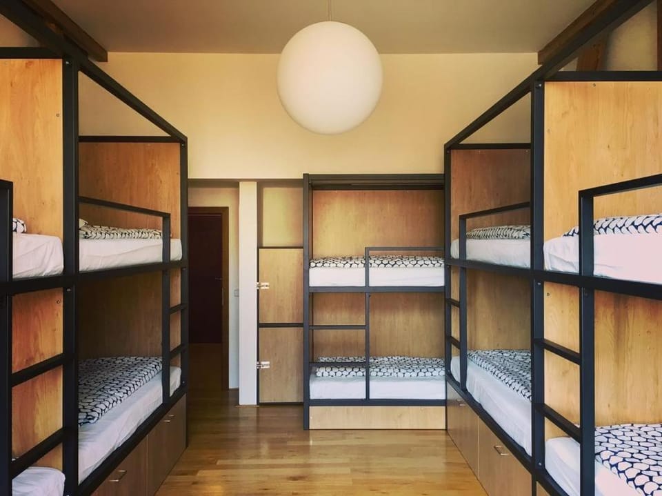 bunk bed