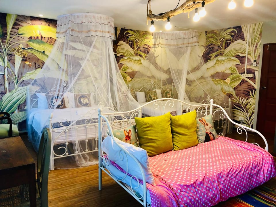 Nego Home Ancient Inn Hotel in Bangkok